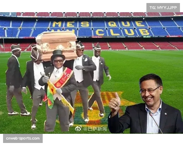 诺坎普的最后一舞：哈维赛前独自站立于中圈弧的身影